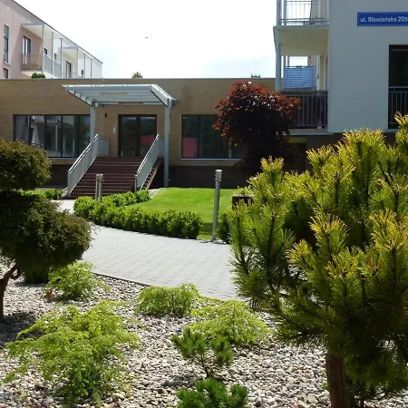 W Bursztynowych Komnatach Z Garazem Apartamento *