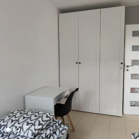 Apartamento W Bursztynowych Komnatach Z Garazem *